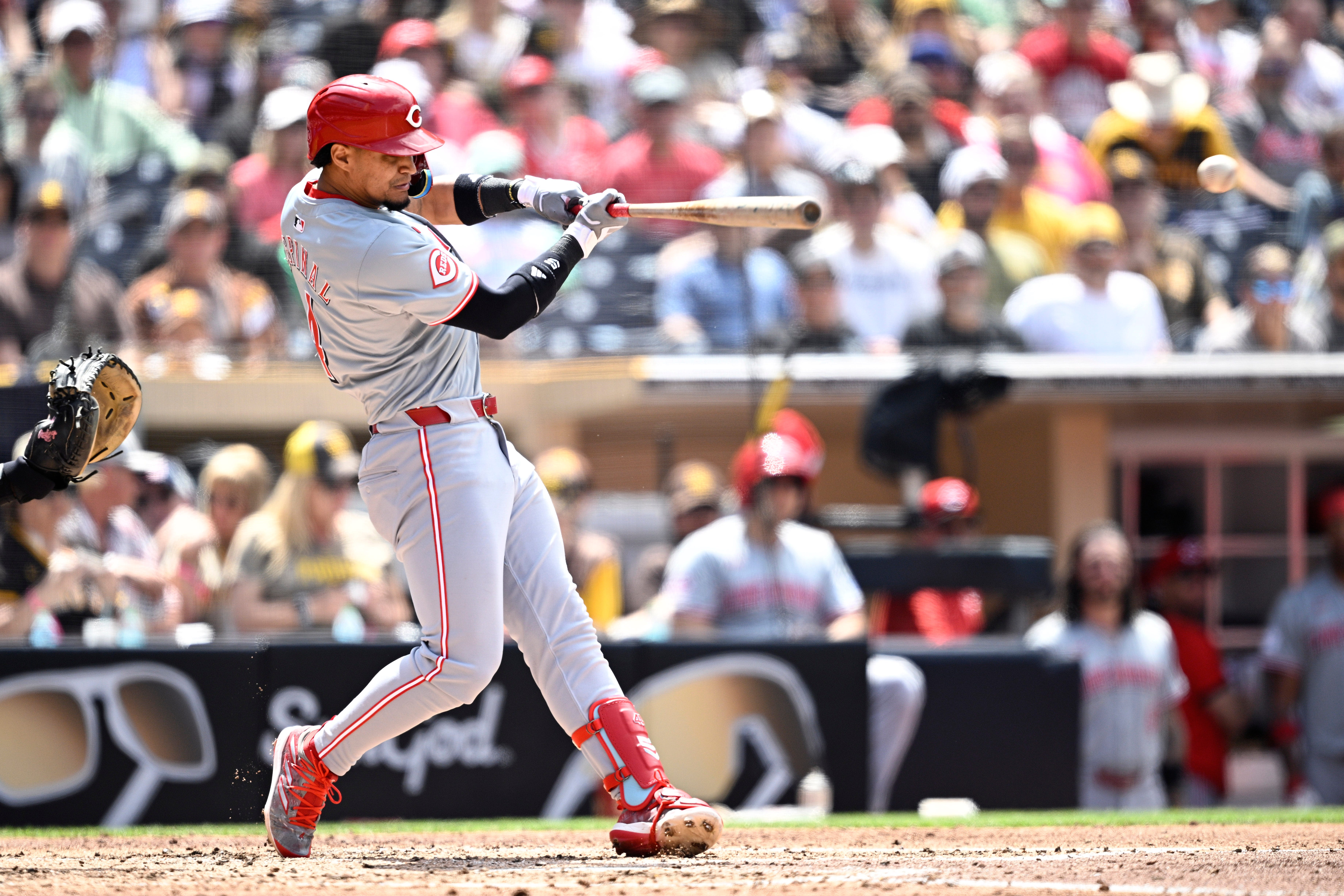 Cincinnati Reds struggling lineup coughs, sputters into brutal May schedule