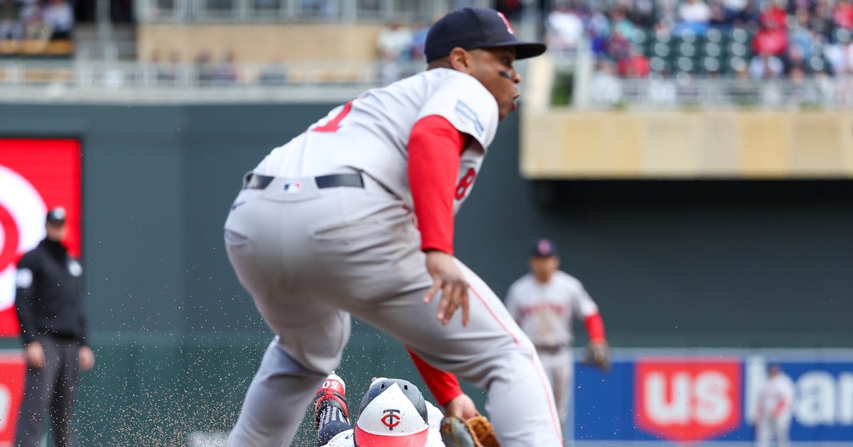 Twins win 12th in a row, longest winning streak in 33 years