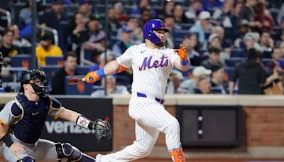 DJ Stewart delivers in huge pinch-hit spot for Mets after Carlos Mendoza’s bold decision