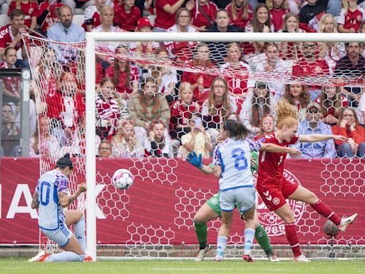 0-2. España sigue imparable y se acerca a la Eurocopa en Dinamarca