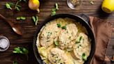 Poulet au citron, la recette en moins de 20 minutes et la technique pour qu’il soit ne soit pas trop sec