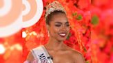 Miss Universe Philippines Crowns Chelsea Manalo As First Black Queen