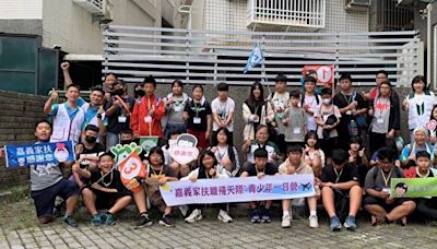 嘉義家扶青少年 一日遊空軍基地及美容城堡