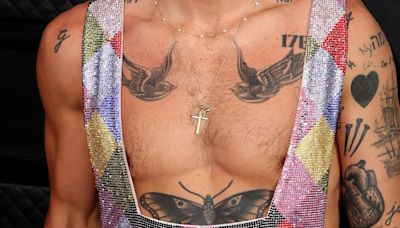 Todos los tatuajes de Harry Styles: una guía completa