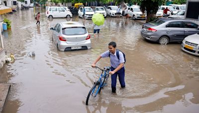 IMD issues orange alert in THESE states, flood-like situation in Gujarat, landslides in Kerala. Full forecast here | Today News