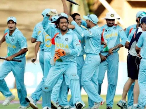 'Overconfident ho ke hi kaam kharab hua': Misbah-ul-Haq relives the agony of Pakistan's 2007 T20 World Cup final defeat | Cricket News - Times of India