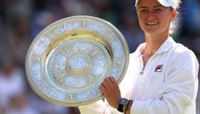 Krejcikova pays tribute to late mentor after fulfilling Wimbledon dream