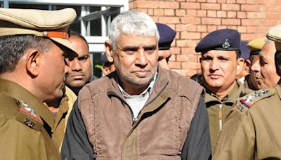 The Rise And Fall Of Sant Rampal: From ‘Descendant Of Kabir’ To Life Imprisonment