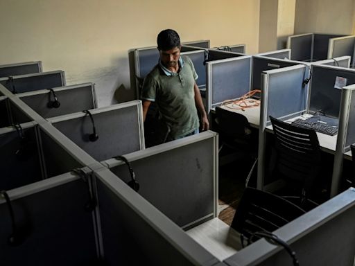 Internet blackout paints dark picture for Bangladesh call centres