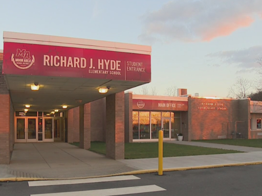 Moon Township parents fight to save Hyde Elementary School