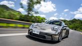 收放之間，Porsche 911 GT3 with Touring Package 重新解構旅行的意義