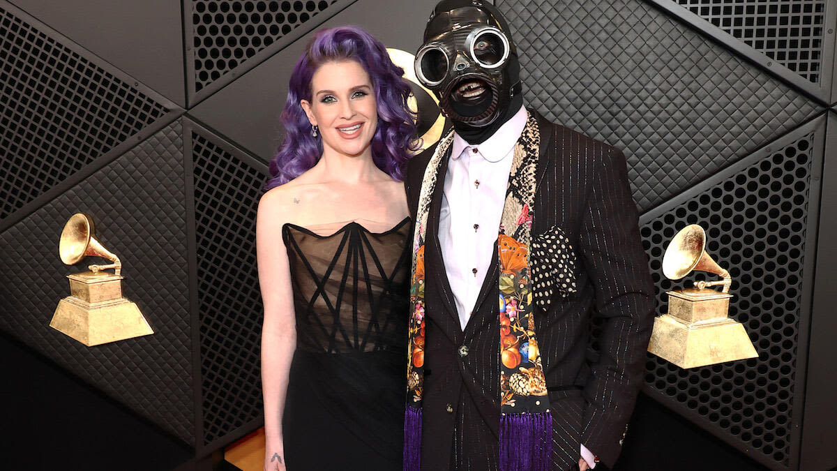 Kelly Osbourne Reveals How Her Son Reacts To His Dad's Slipknot Mask | iHeart