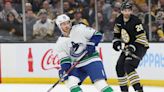 NHL rumors: Latest updates on Lindholm, Bruins, Canucks before trade deadline