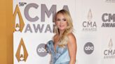 CMAs 2022 Host Peyton Manning Pokes Fun at Carrie Underwood’s Past Side Eye Over Aaron Rodgers Jab