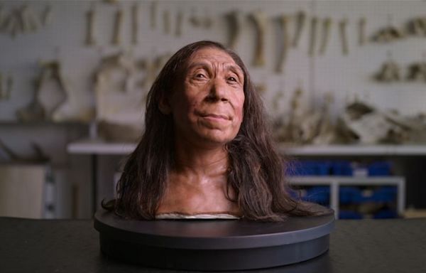 Scientists reveal the face of a Neanderthal who lived 75,000 years ago