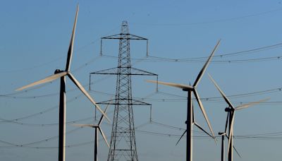 UK renewable power generation sets new records, Government confirms