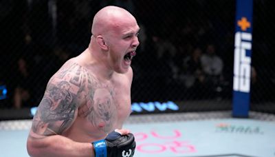 Expert picks and best bets: Can Spivac get back on track at UFC Fight Night?