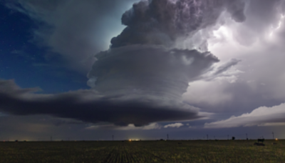 Dayslong severe weather threat of dangerous storms shifts to Ohio Valley, southern Great Lakes on Wednesday