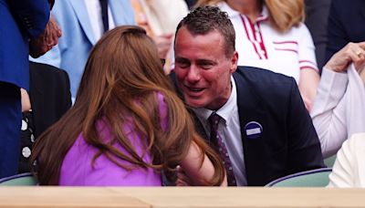 Lleyton Hewitt goes red as he meets Kate Middleton at Wimbledon