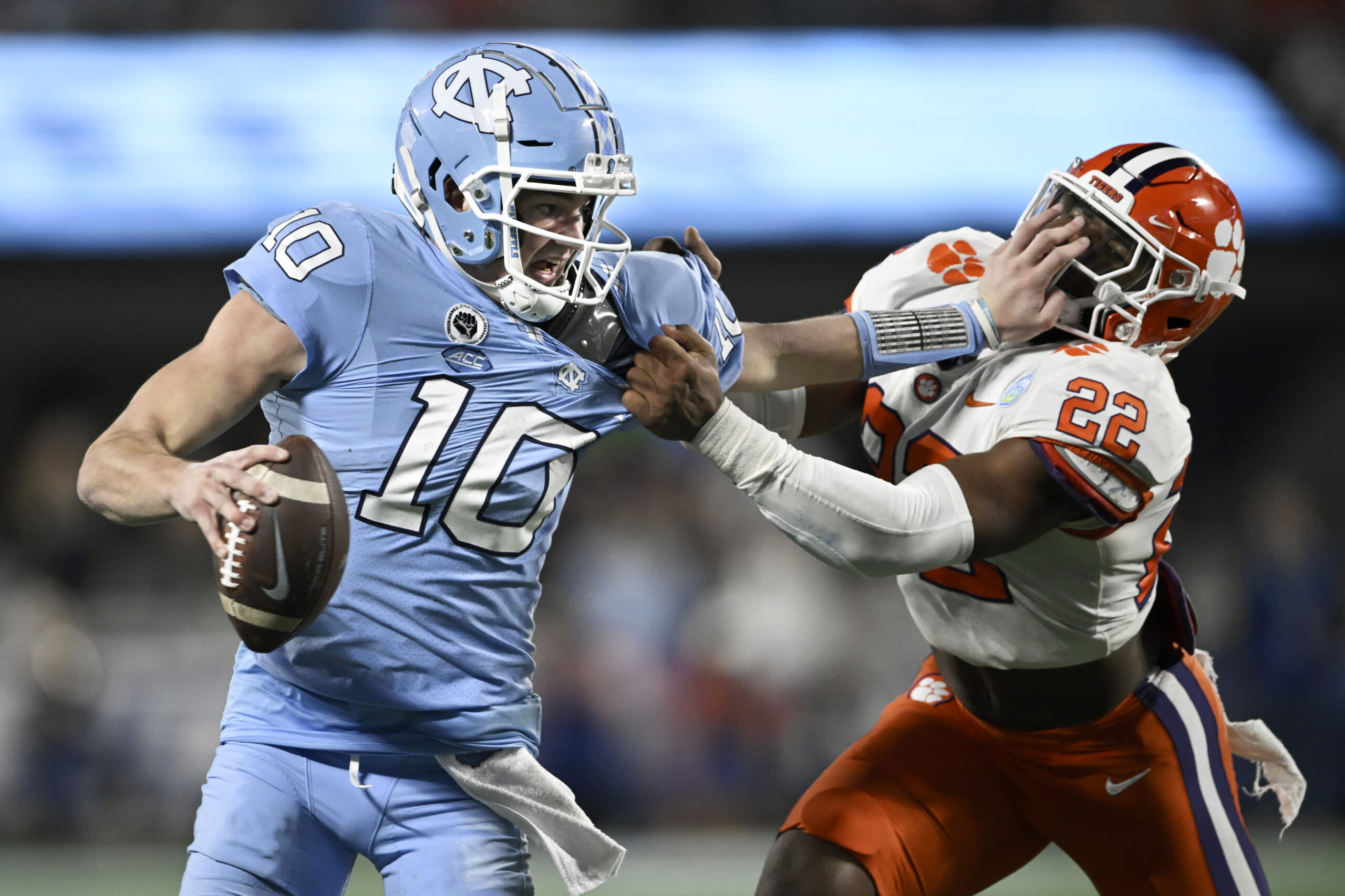 Colt McCoy, Jay Gruden evaluate North Carolina QB Drake Maye