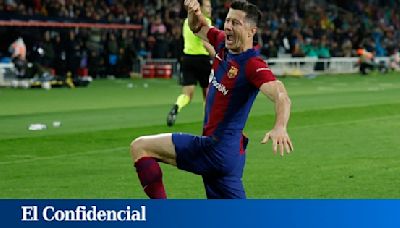 Robert Lewandowski salva al Barcelona de la tragedia en la visita del Valencia (4-2)