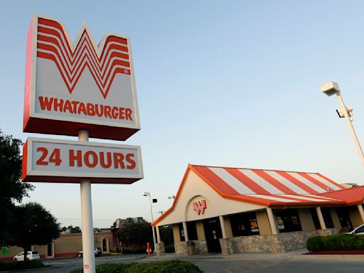 Whataburger sues North Carolina mom-and-pop What-A-Burger #13 over name