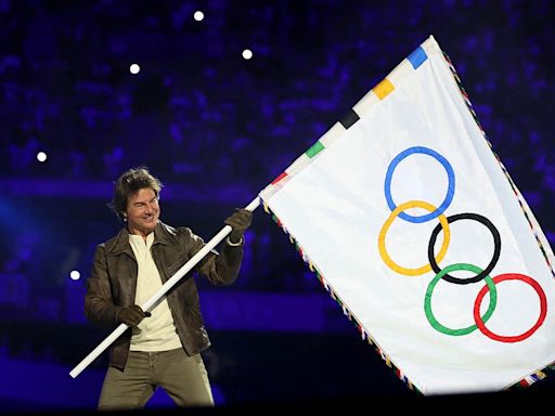 Tom Cruise dives into Paris Olympics closing ceremony in jaw-dropping stunt