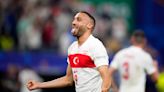 Turquía llega a octavos de la Euro, con un triunfo de 2-1 que elimina a los checos