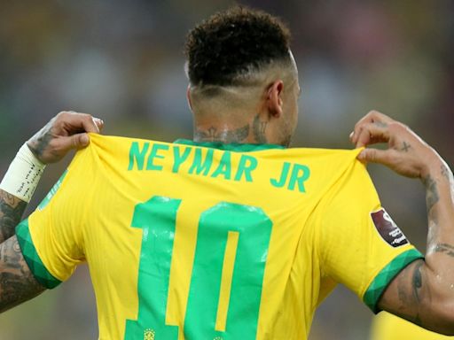 Neymar ainda tem lugar na seleção brasileira após quase um ano fora? Ex-craques analisam