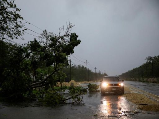 Mexico's coast battered by Hurricane Beryl