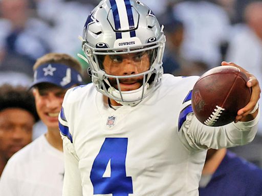 Cowboys vs. Panthers score: Dak Prescott tosses four TDs as Dallas hands Carolina its first loss