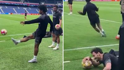 Dortmund star Adeyemi's insane skill before PSG clash leaves Hummels on floor