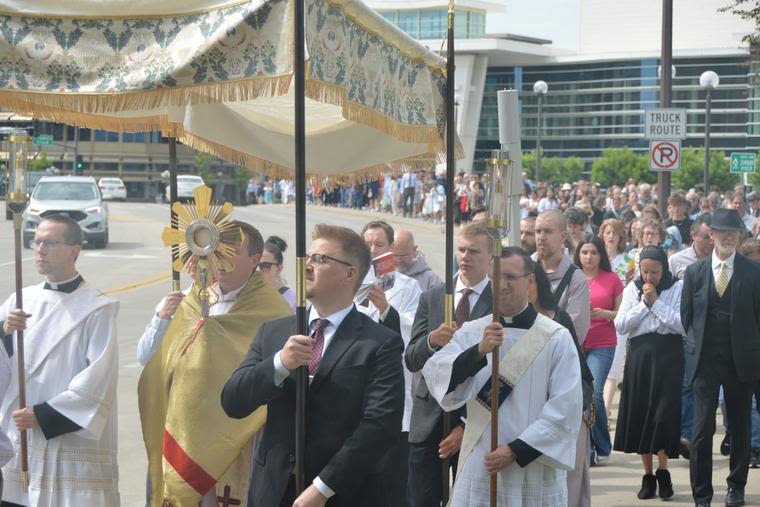 Corpus Christi Procession and Mass Witness to Christ in Home of Mayo Clinic