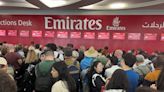 30.000 maletas perdidas en el aeropuerto de Dubái y las disculpas de Emirates: “Reconocemos la frustración”
