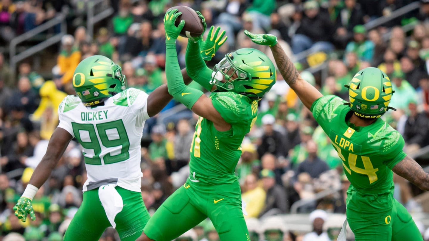 Oregon Football Welcomes the Buckeyes to Autzen Stadium