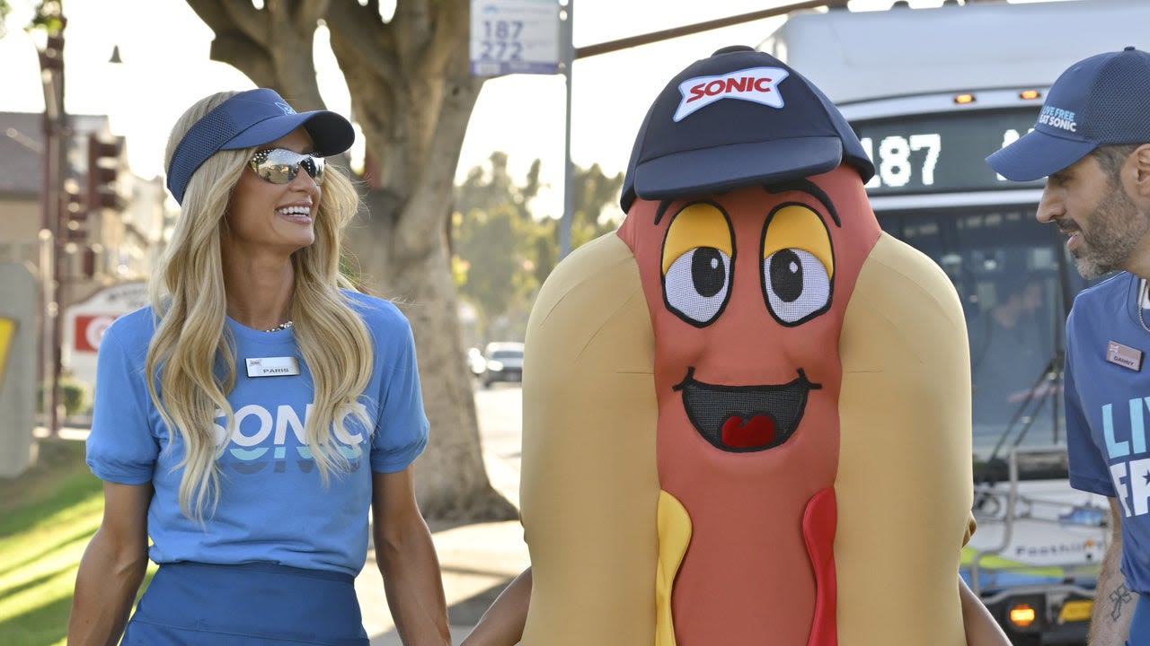 Nicole Richie Wears a Hot Dog Costume While Filming 'The Simple Life' Reboot With Paris Hilton: See the Pics