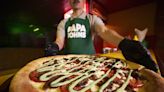 Papa Johns sorpende y lanza una nueva pizza de especialidad a la “chilena”