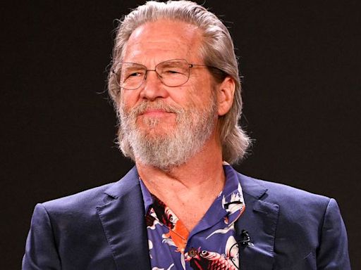 Jeff Bridges gives health update, shares 'bizarre' feeling filming “The Old Man” fight scenes with stomach tumor