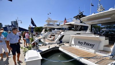 Sarasota should treat downtown boaters with more respect