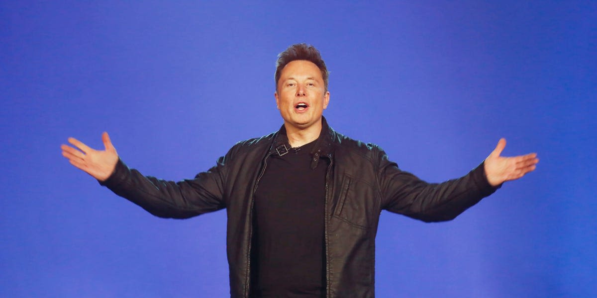 Elon Musk wants to use AI to summarize the news on Twitter and ... it's not a terrible idea?