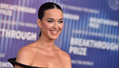 Katy Perry’s mom falls for fake AI images