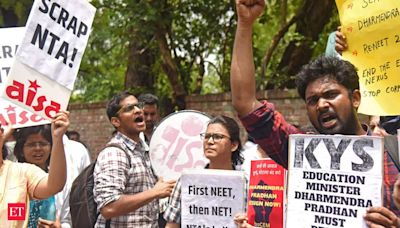 NEET UG Row: Indefinite sit-in by students enter 3rd day, agitation against NTA continues