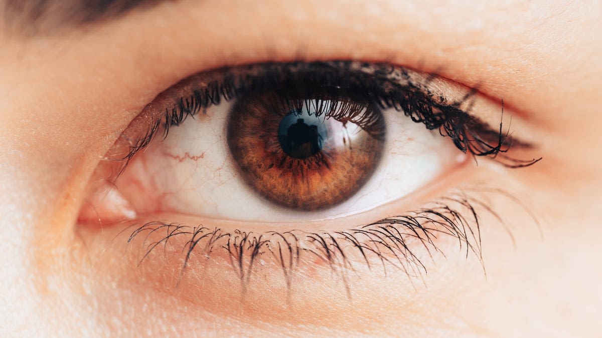 6 Common Habits That Could Be Damaging Your Vision