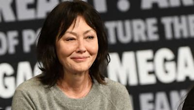 Shannen Doherty decide "reducir" cosas en su vida en medio del cáncer en etapa 4