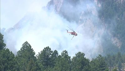 Small wildfire forces evacuation of NCAR in Boulder, Colorado's "Dinosaur Fire" only a few acres in size