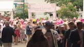 Rainy weather no match for eager Kentucky Oaks crowd