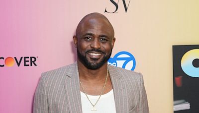 Wayne Brady reveals he and ex-girlfriend have welcomed son