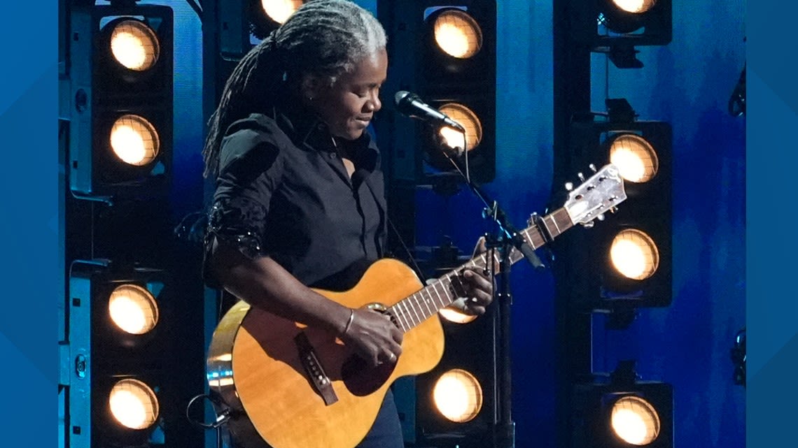 Members of Ohio House urge Rock & Roll Hall of Fame to induct Cleveland native Tracy Chapman