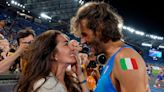 Olympian sorry to wife for losing wedding ring in Seine