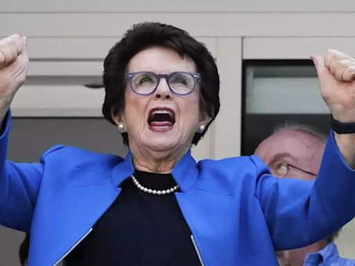 Tennis legend Billie Jean King becomes first female athlete to be awarded Congressional Gold Medal | Tennis News - Times of India